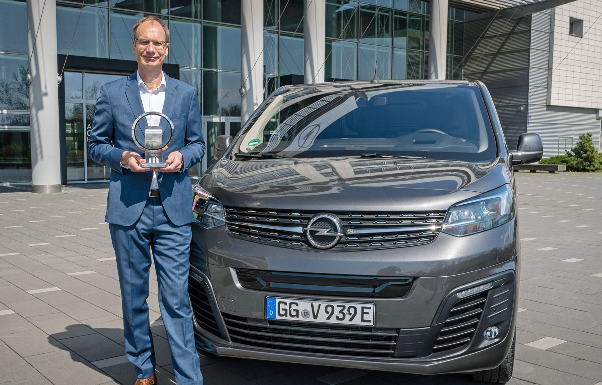 Opel Vivaro-e international van of the year