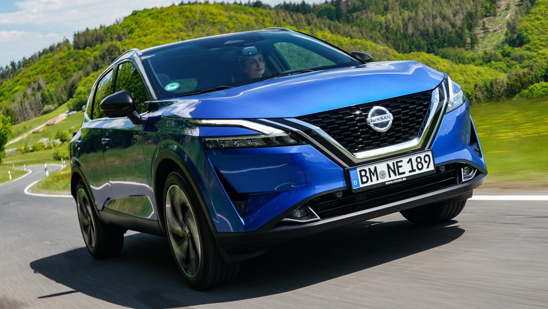 Οδηγούμε το νέο Nissan Qashqai motorone.gr