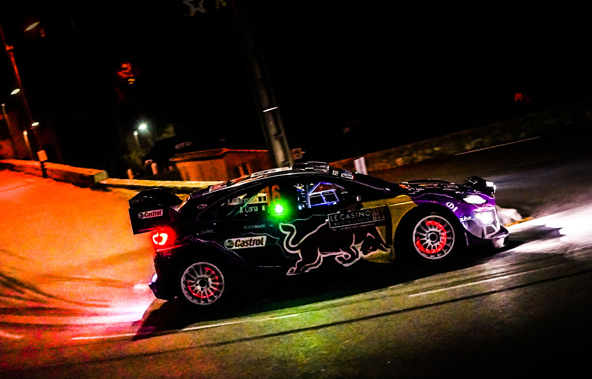 WRC-Hybrid-cars-green-red-light-1.jpg