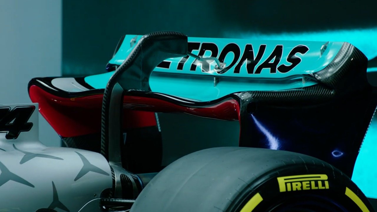 Mercedes W13