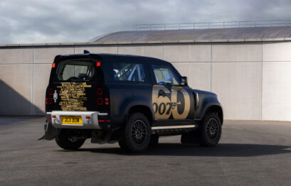 LR_Bond_Defender_Challenge05