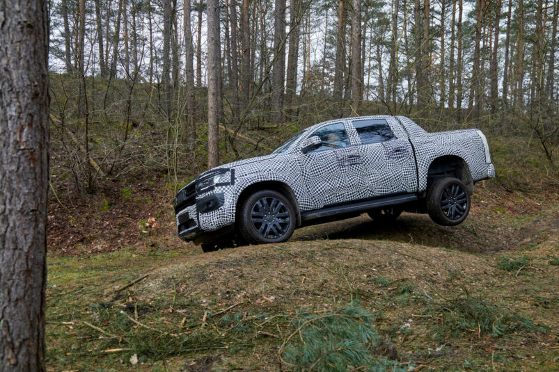 rn220315Amarok_122