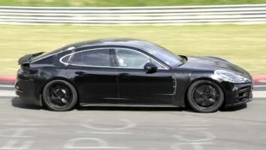 2024 Porsche Panamera spies-2