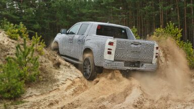 2023-vw-amarok-teaser (2)