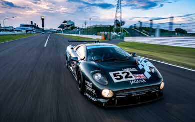 Jaguar XJ220