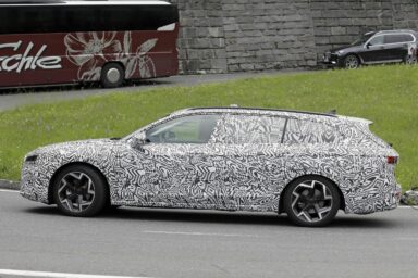 Skoda Superb 007-min