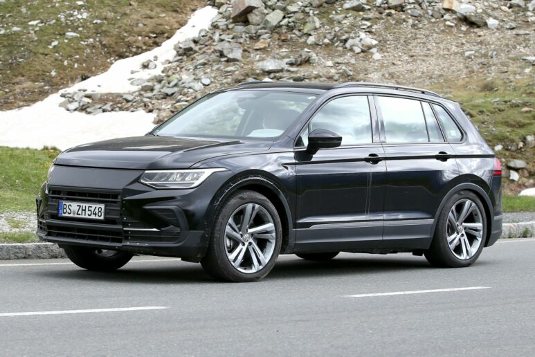 VW Tiguan Mule 004-min