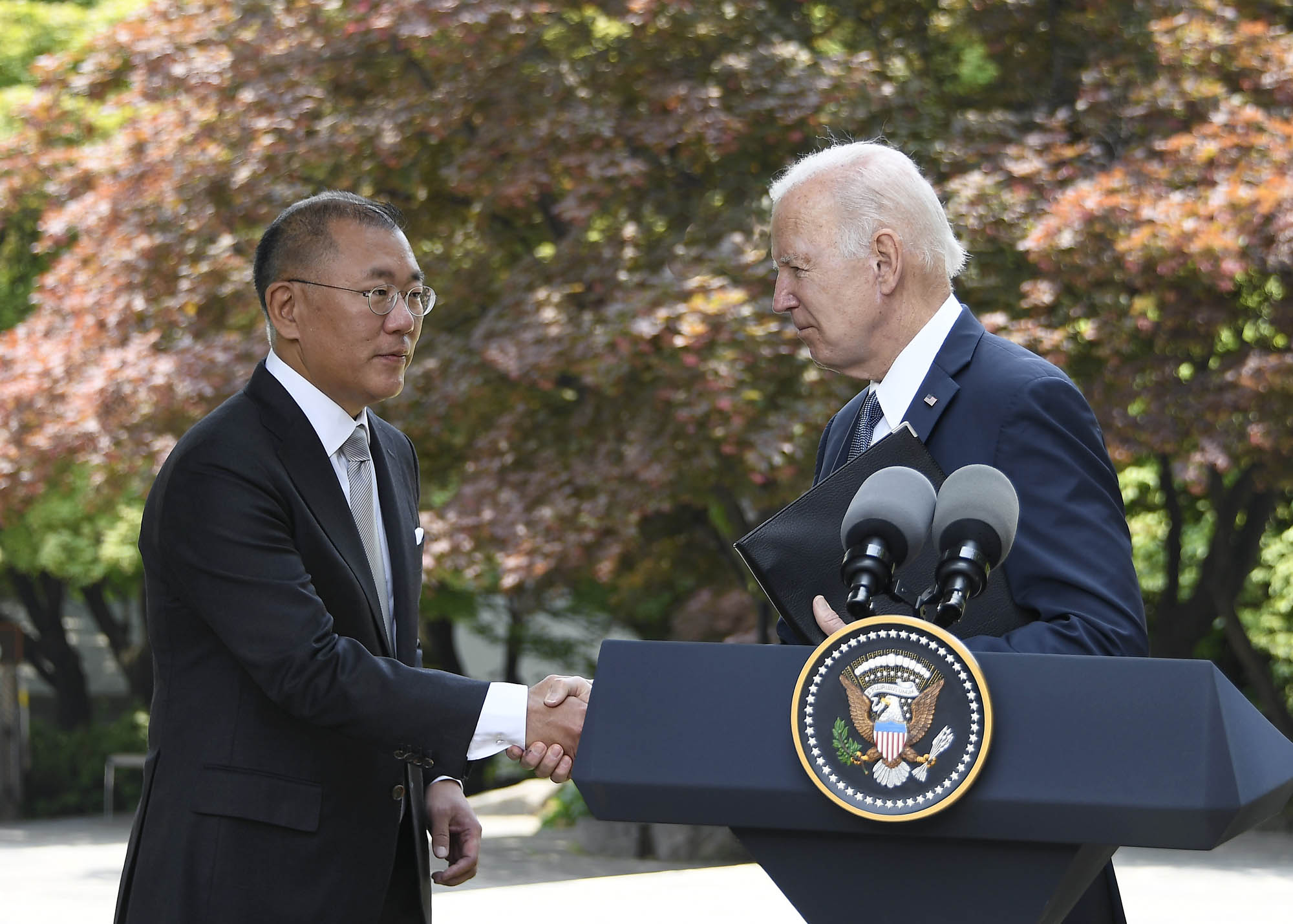 Joe Biden & Euisun Chung