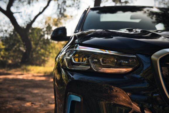 BMW iX3 fortisi ethniki odo 4