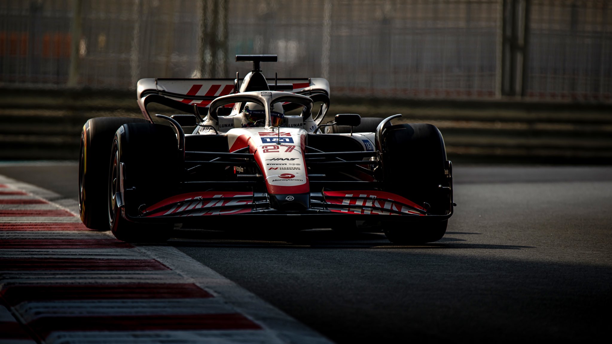 F1 - Nico Hulkenberg (Haas), Yas Marina test