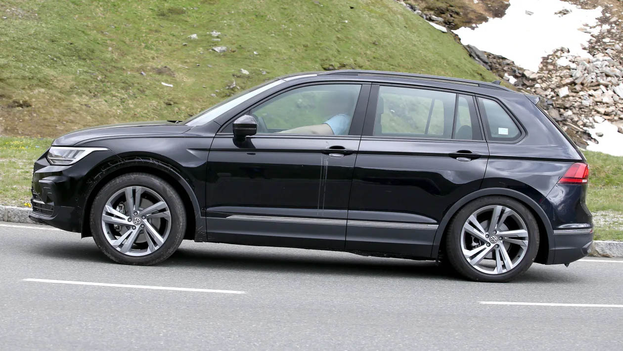 Volkswagen Tiguan spyshot