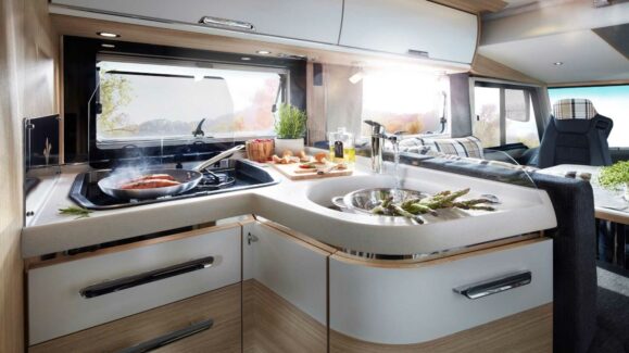 niesmann-bischoff-arto-luxury-rv (5)