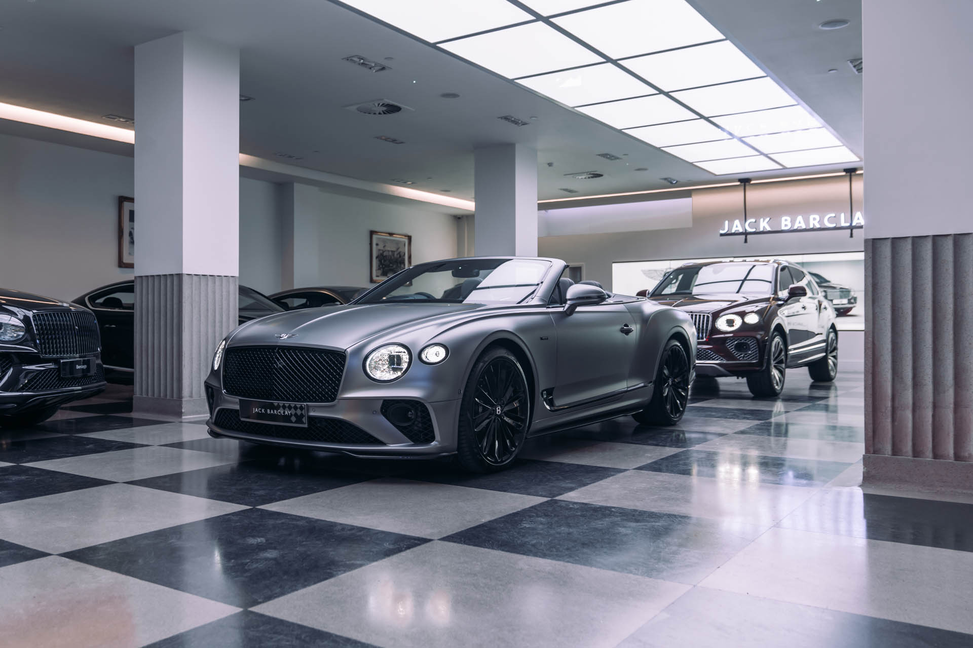Bentley Continental GTC Speed & Bentayga Extended Wheelbase Huntsman Edition