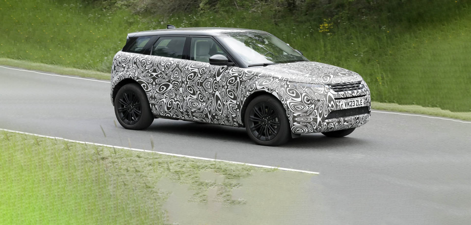 Range Rover Evoque 2024 spyshot