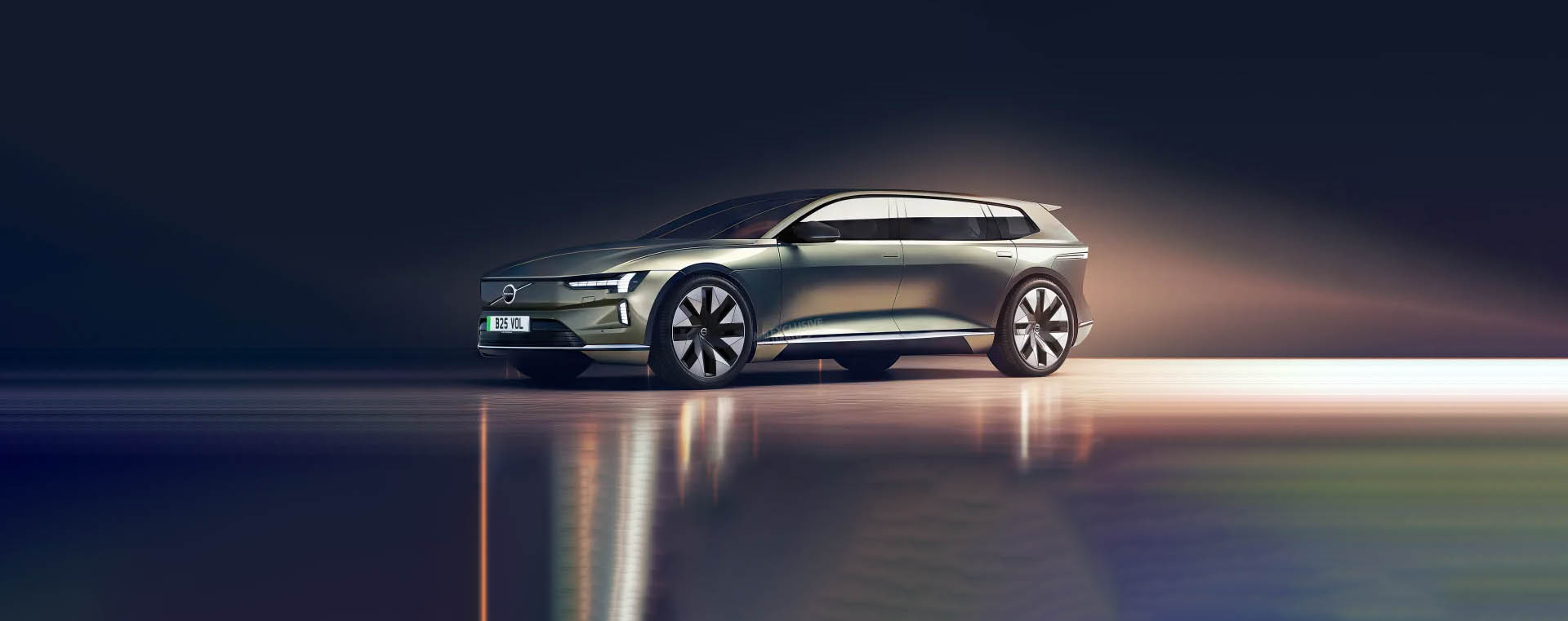 Volvo electric station wagon Volvo electric station wagon