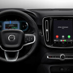 Volvo XC40 Recharge - Incoming call