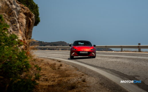 Mazda_MX-5_2.0-1