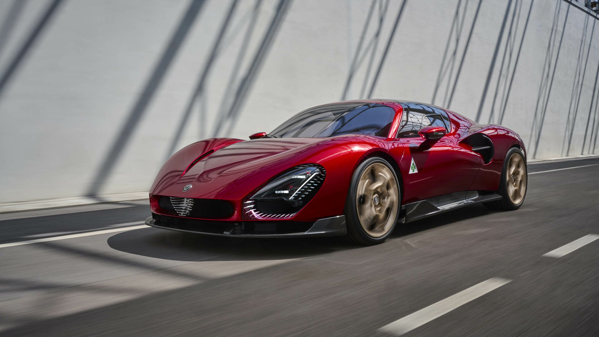 Alfa Romeo 33 Stradale 2023