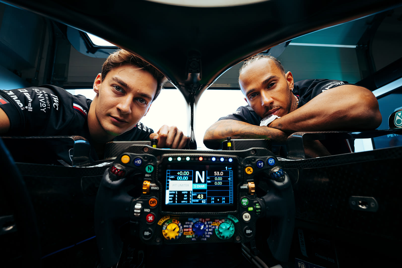 F1 - George Russell & Lewis Hamilton (Mercedes)