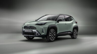 Toyota-Yaris-Cross-Hybrid-130-2023 (1)