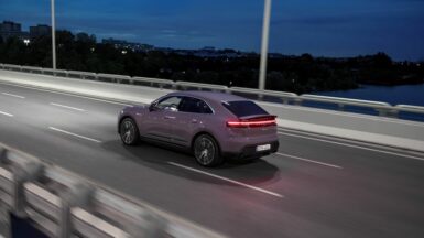 Porsche Macan 4 EV 2024 (1)