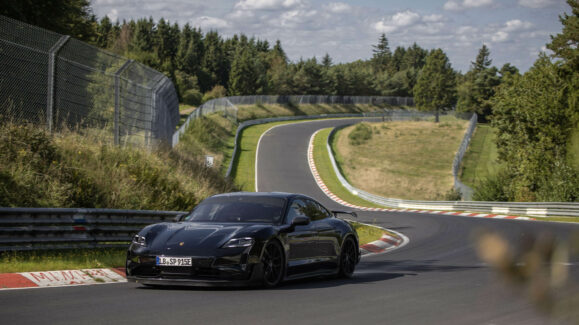 Porsche Taycan στο Nurburgring