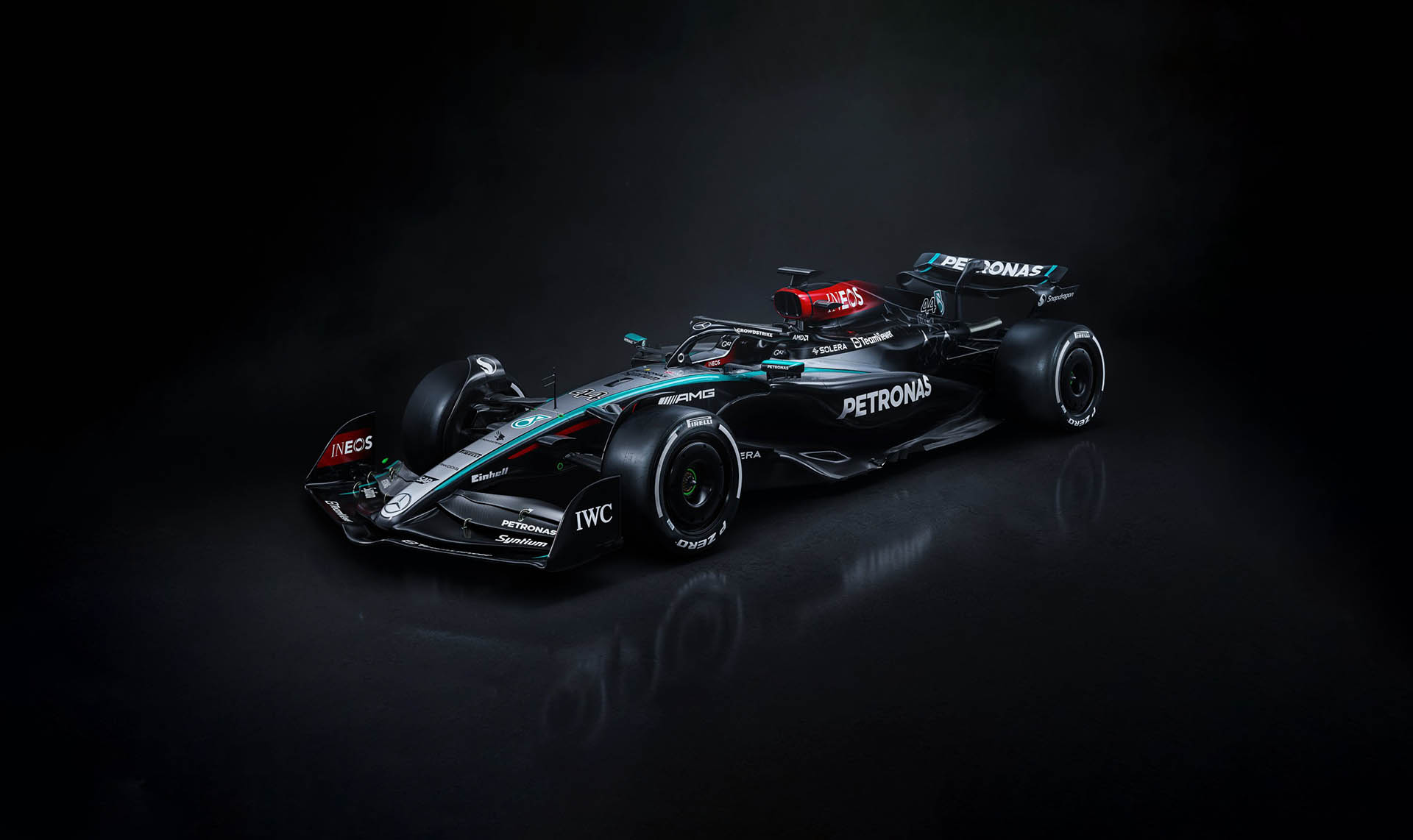 F1 - Mercedes W15