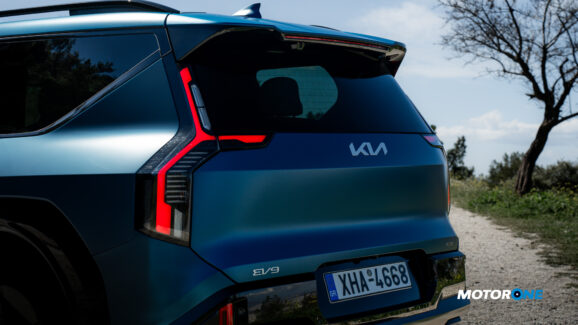 Kia EV9 384PS AWD GT Line 2024 Test Drive (48)