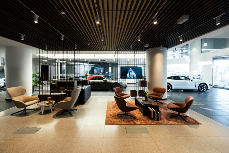 Porsche Center Athens