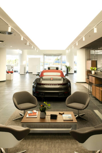 Porsche Center Athens