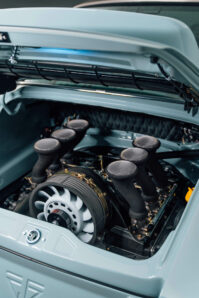 porsche-911-targa-restomod (26)