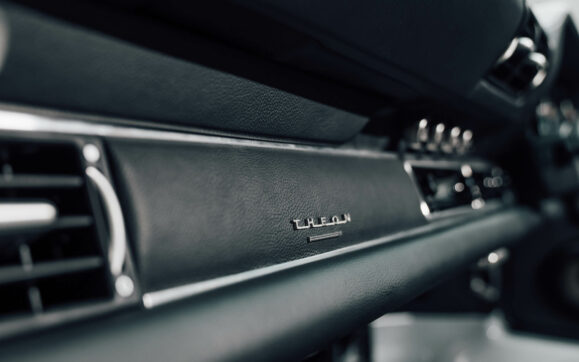 porsche-911-targa-restomod (36)