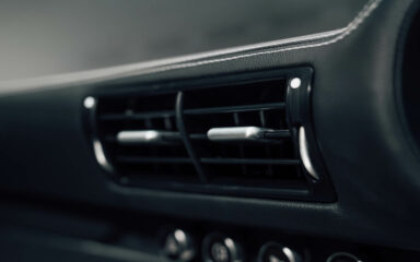 porsche-911-targa-restomod (50)