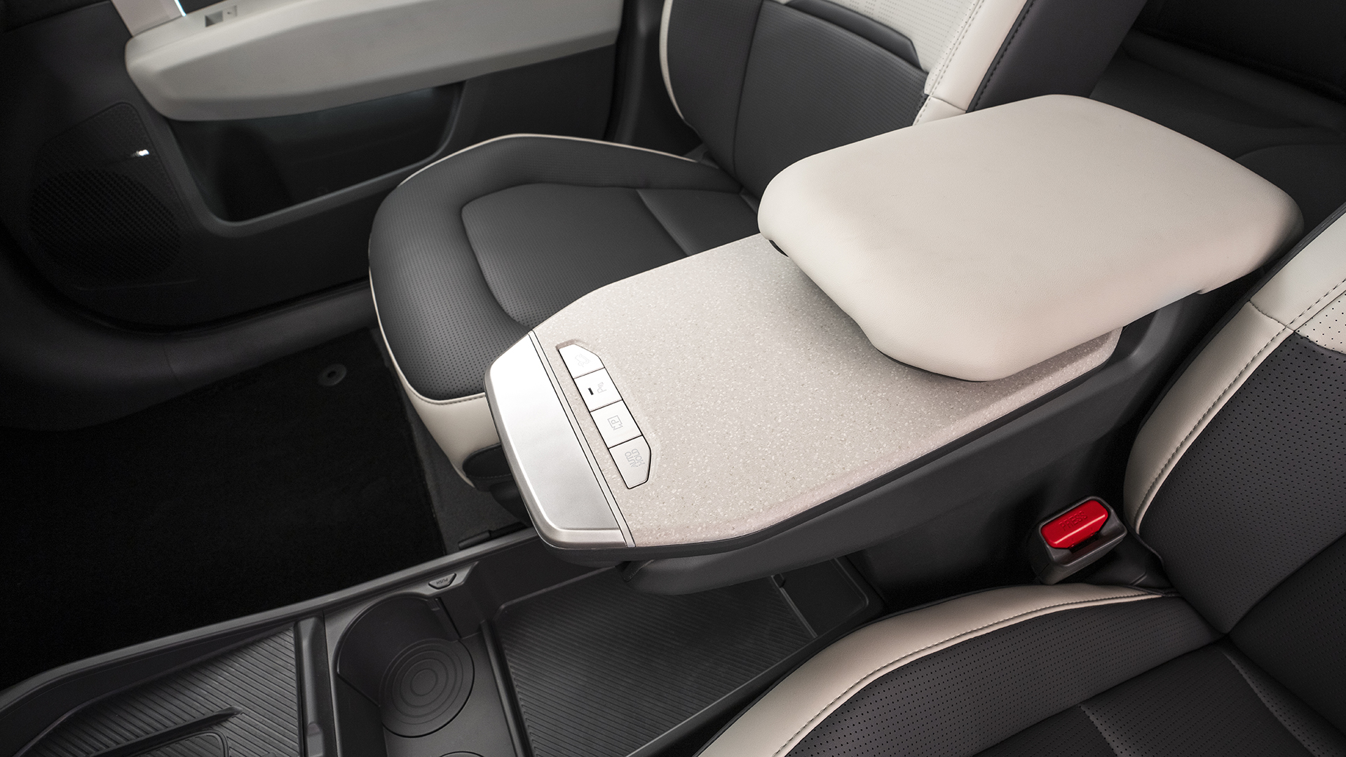 kia-ev3-gtline-aventurinegreen-interior-highres-013