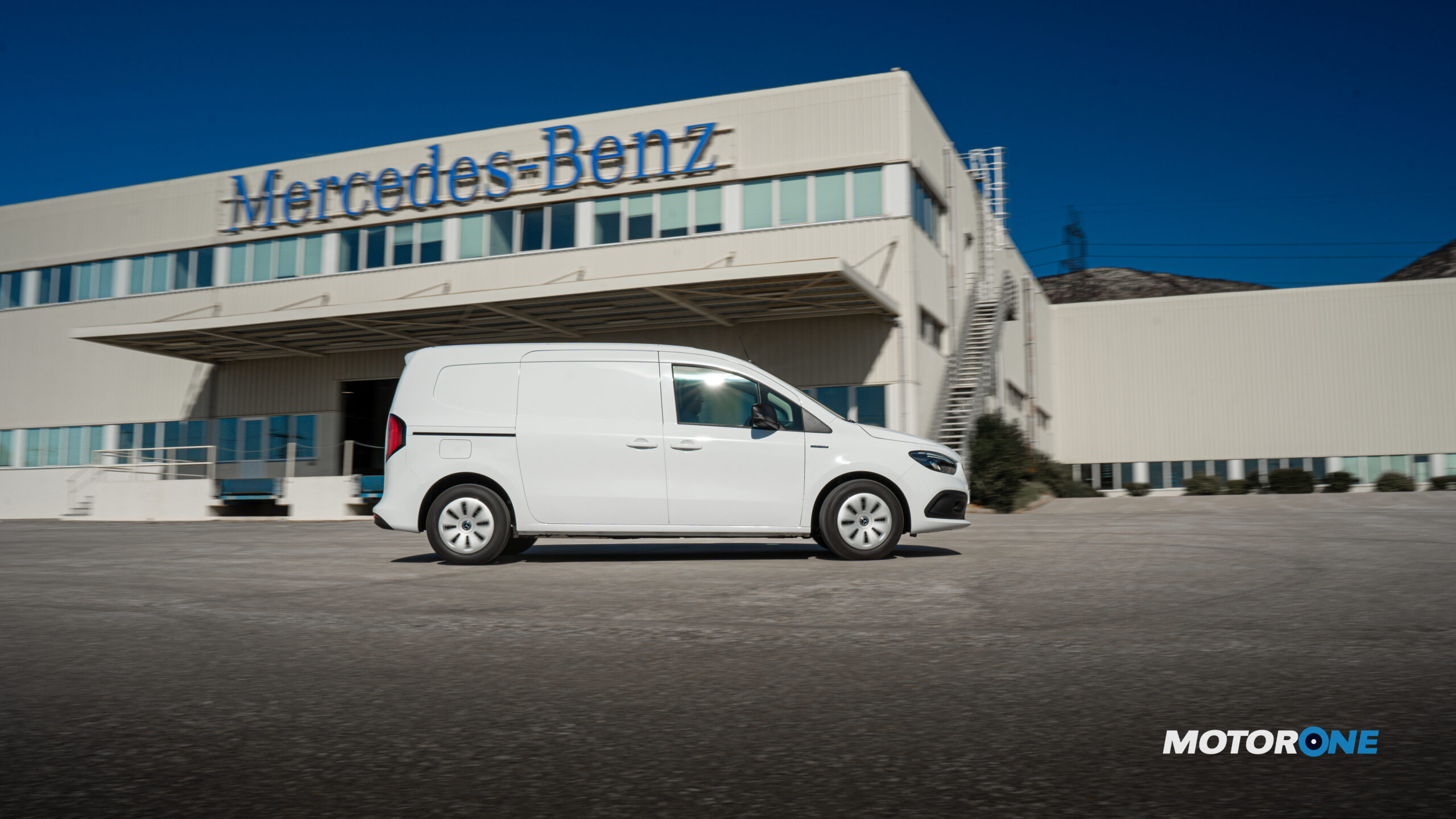 Mercedes Benz eCitan 10