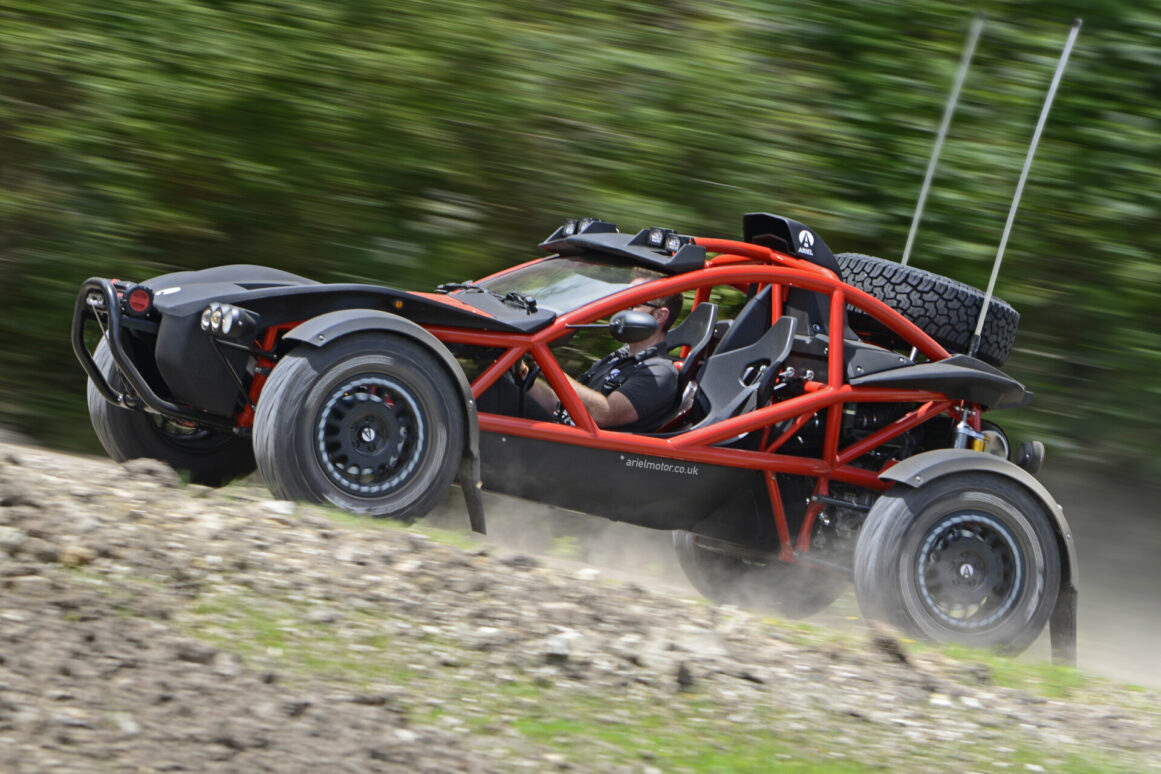 02 Ariel Nomad 2 Driving