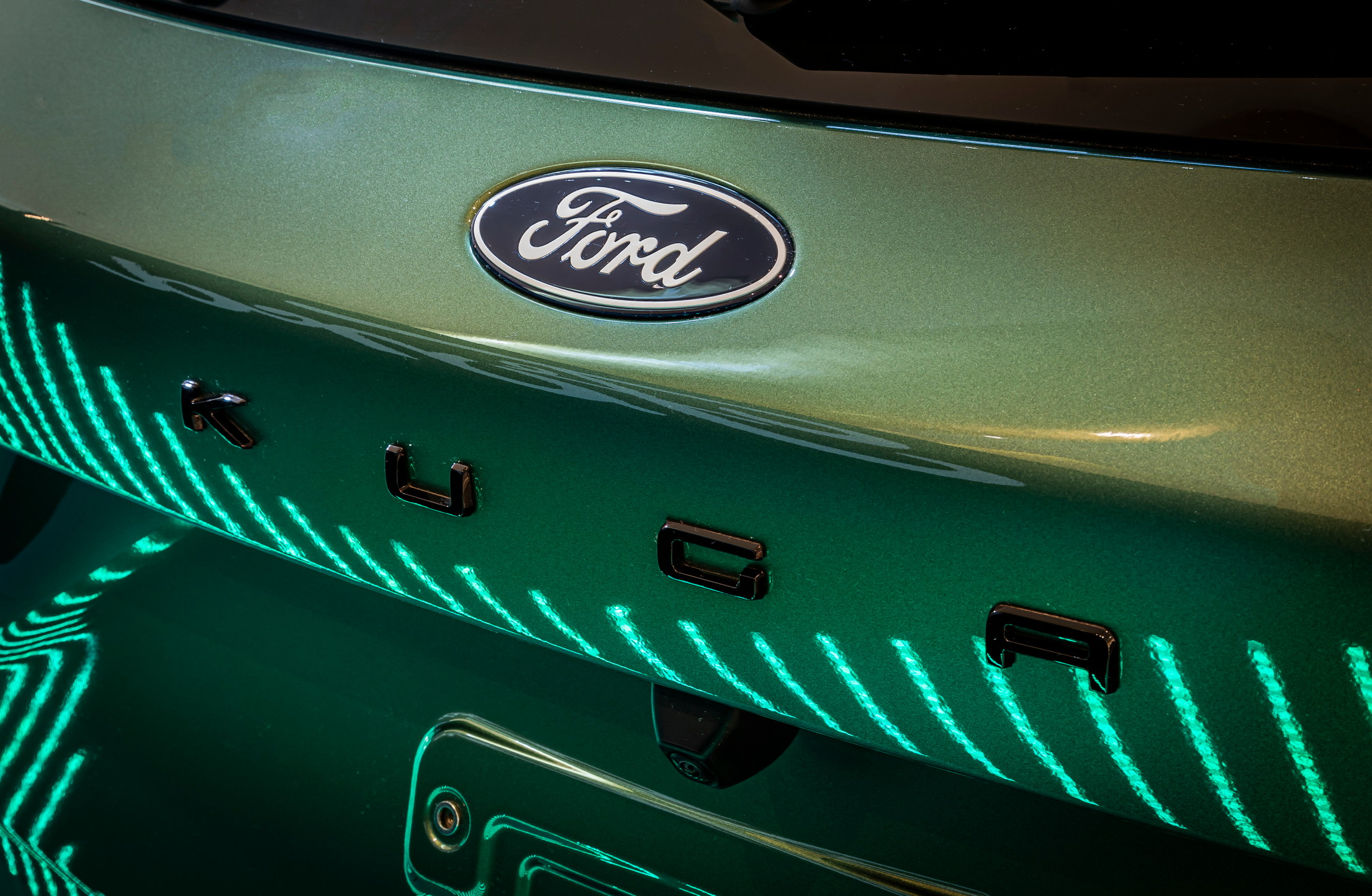 FORD KUGA 05
