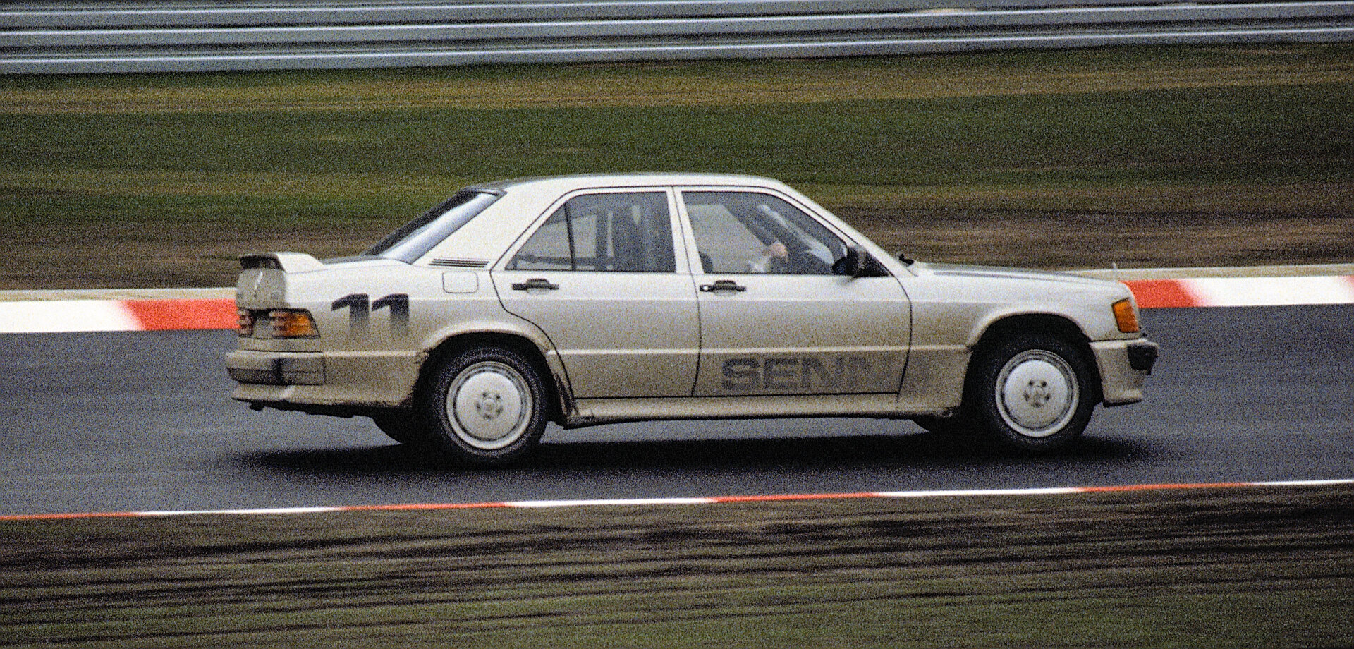 130 Jahre Motorsport von Mercedes Benz: Zahlreiche Jubiläen 2024 und erweitertes digitales Motorsportarchiv 130 years of motorsport at Mercedes Benz: Numerous anniversaries in 2024 and expanded digital motorsport archive