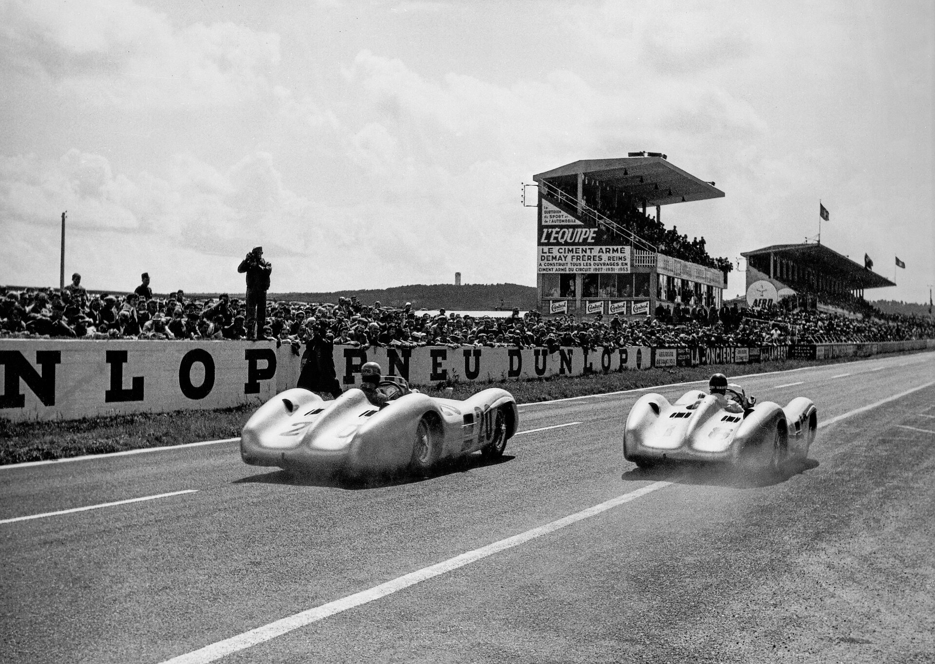 130 Jahre Motorsport von Mercedes Benz: Zahlreiche Jubiläen 2024 und erweitertes digitales Motorsportarchiv 130 years of motorsport at Mercedes Benz: Numerous anniversaries in 2024 and expanded digital motorsport archive