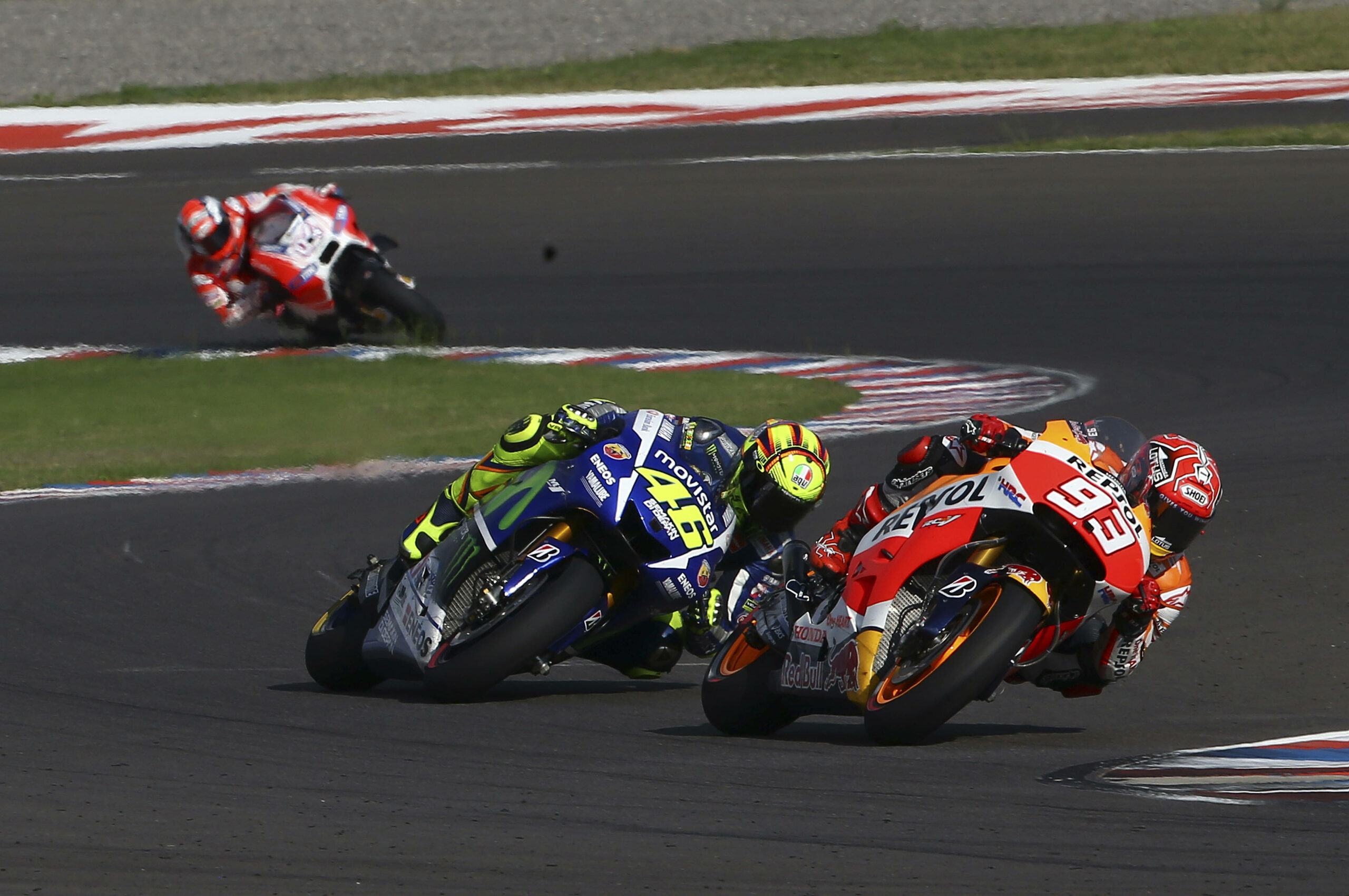 Valentino Rossi, Marc Marquez Action