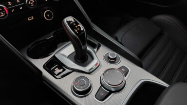 Alfa Romeo Gulia 2.0T 280PS Q4 2023 (13)