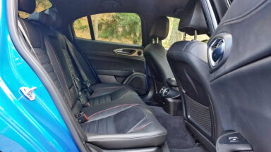 Alfa Romeo Gulia 2.0T 280PS Q4 2023 (22)