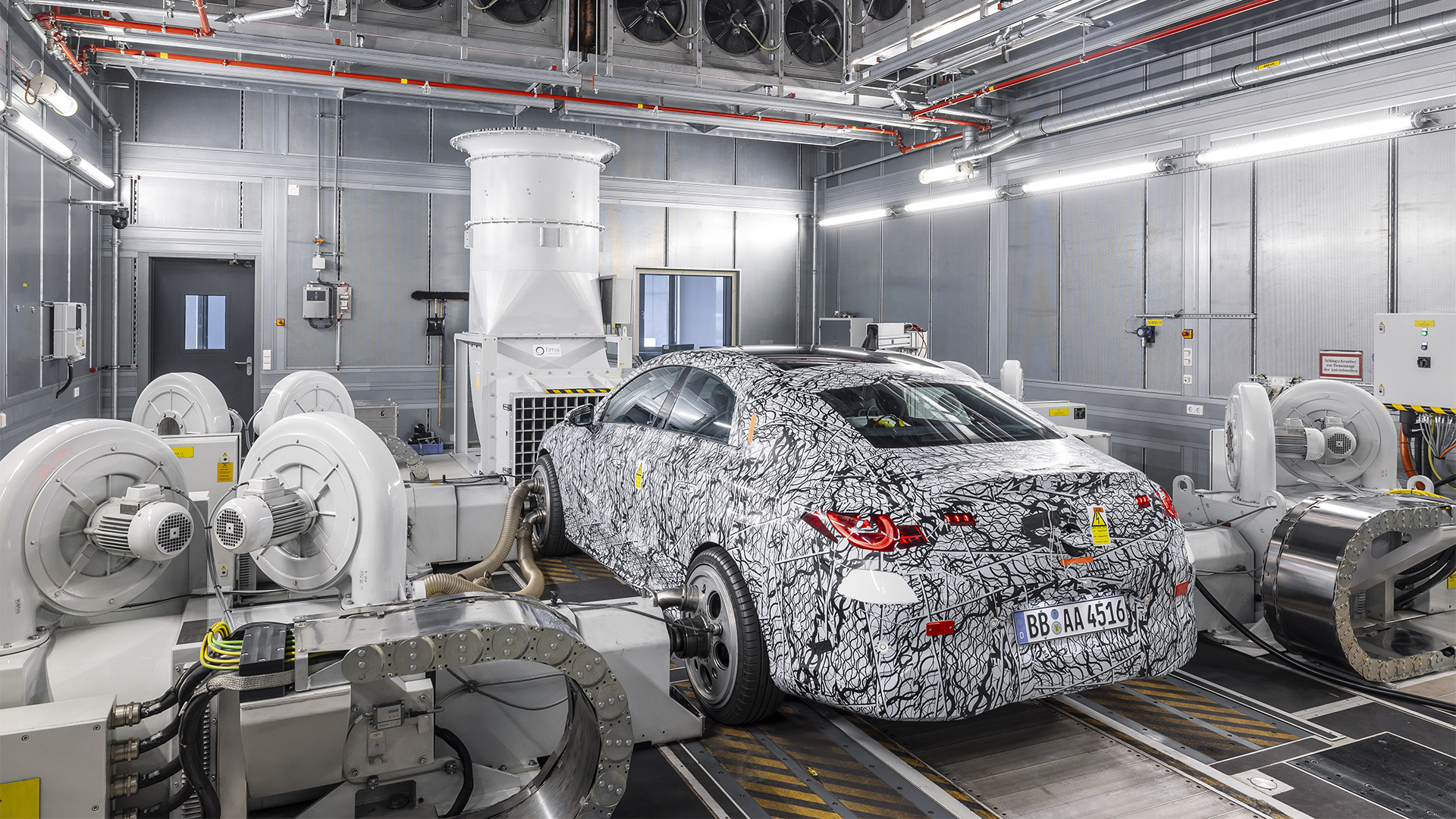 Insight Drivetrains & Efficiency Test Bench Sindelfingen 2024 Mercedes-Benz