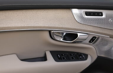New Volvo XC90 T8 eAWD Plug in Hybrid (26)