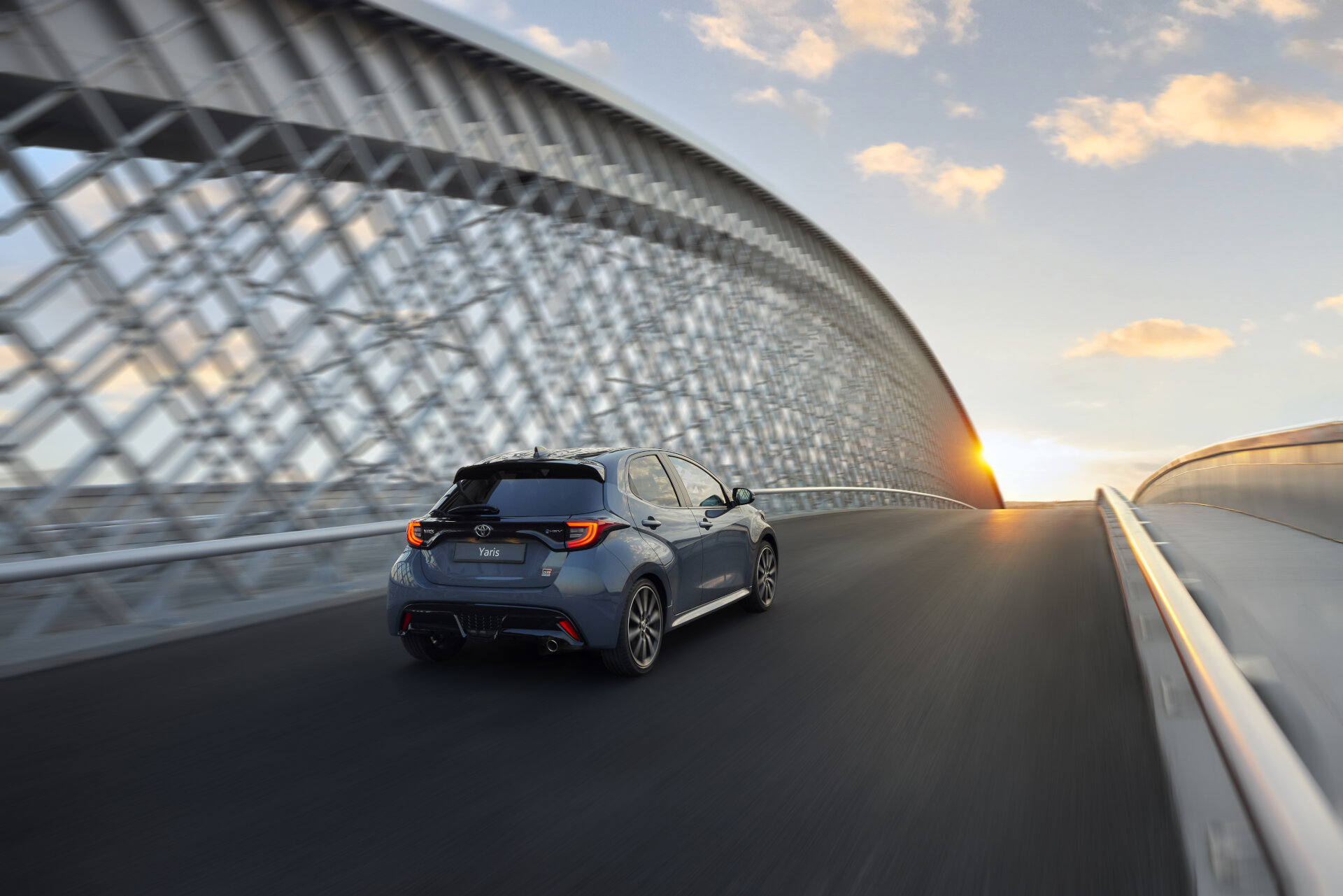 2025 toyota yaris gr sport (2)