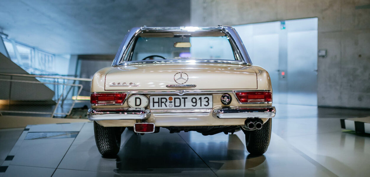 Stilikone und Rallyesieger: Die „Pagode“ von Mercedes Benz Style icon and rally winner: The “Pagoda” from Mercedes Benz