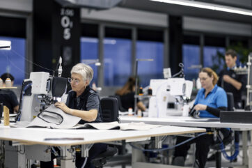 Mercedes Benz eröffnet neues MANUFAKTUR Studio und erweitert MANUFAKTUR Angebot Mercedes Benz opens new MANUFAKTUR Studio and expands MANUFAKTUR range