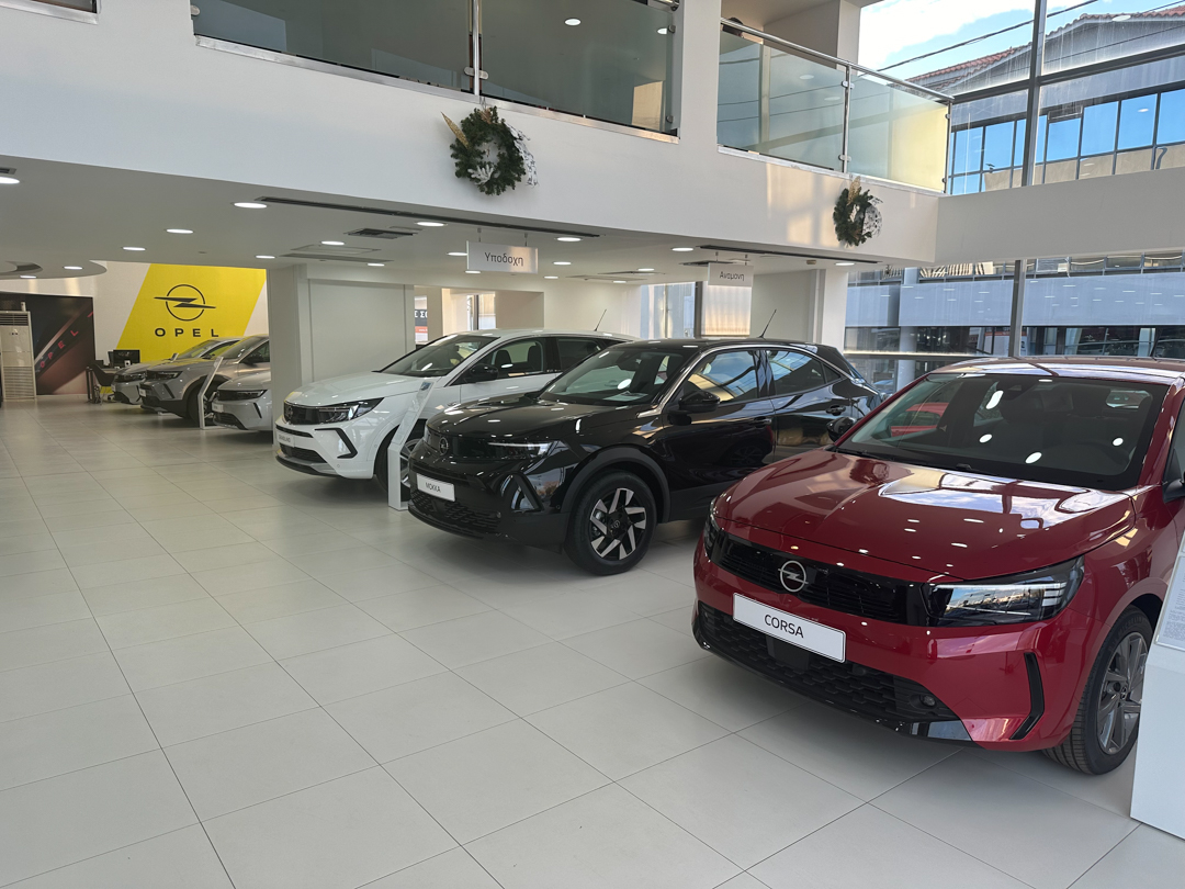 Opel Makris Interior 1