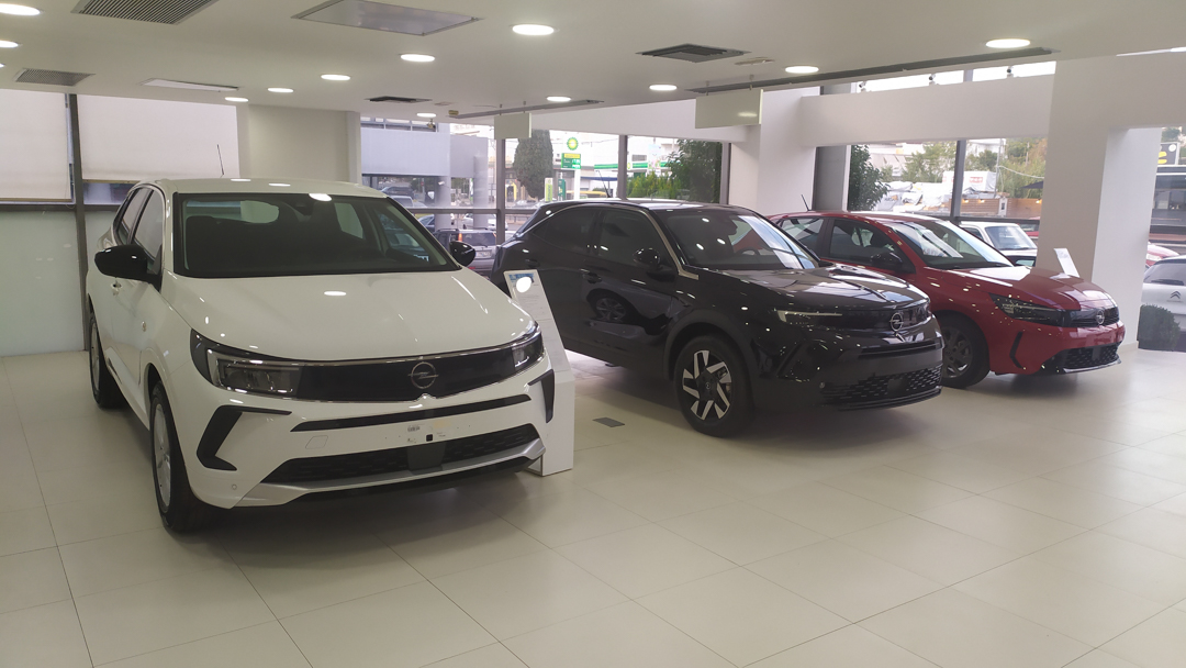 Opel Makris Interior 2