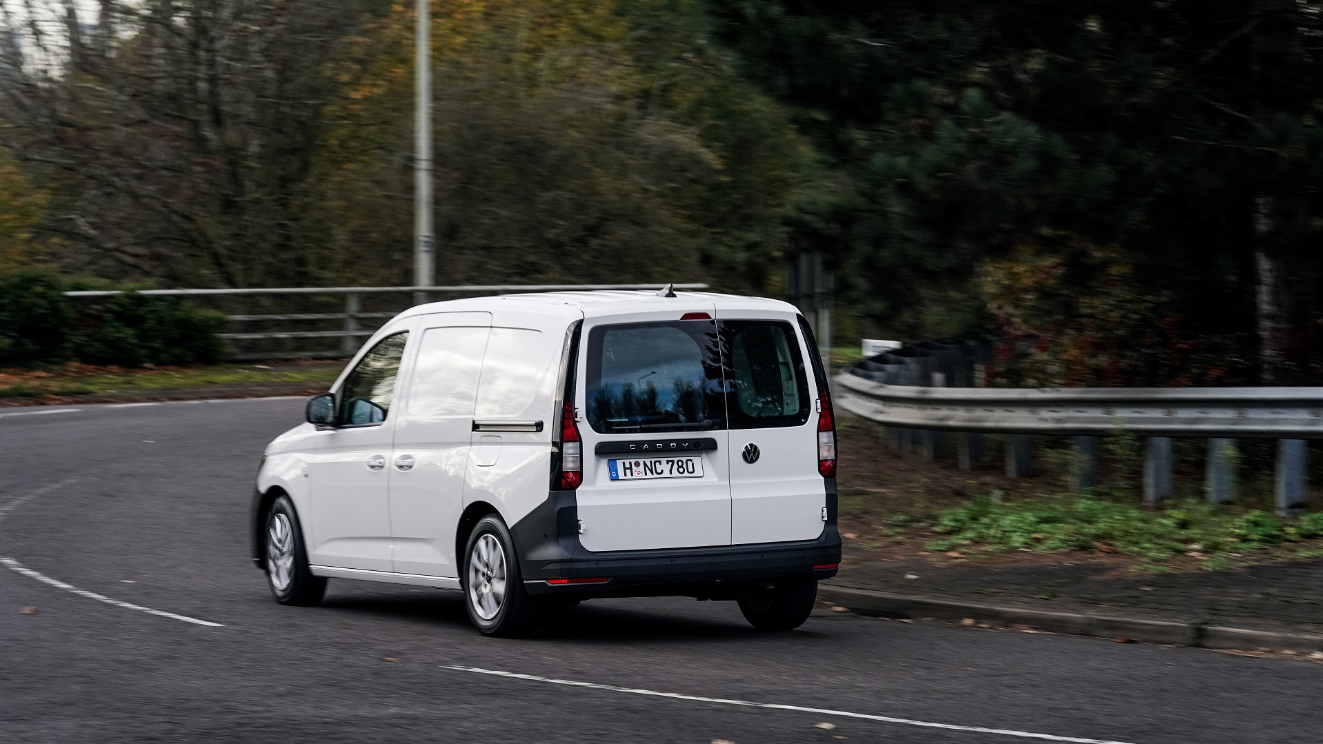 Volkswagen Commercial Caddy Van 2020 (3)